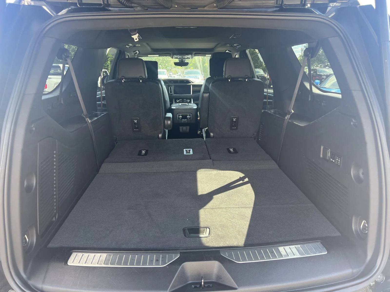 2021 GMC Yukon XL Denali - Photo 14