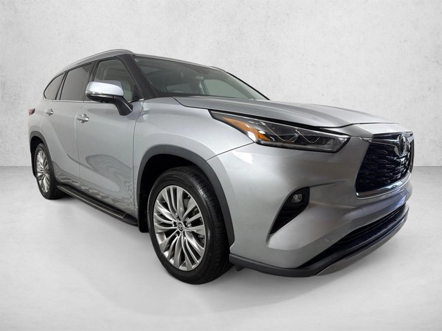 2024 Toyota Highlander Platinum