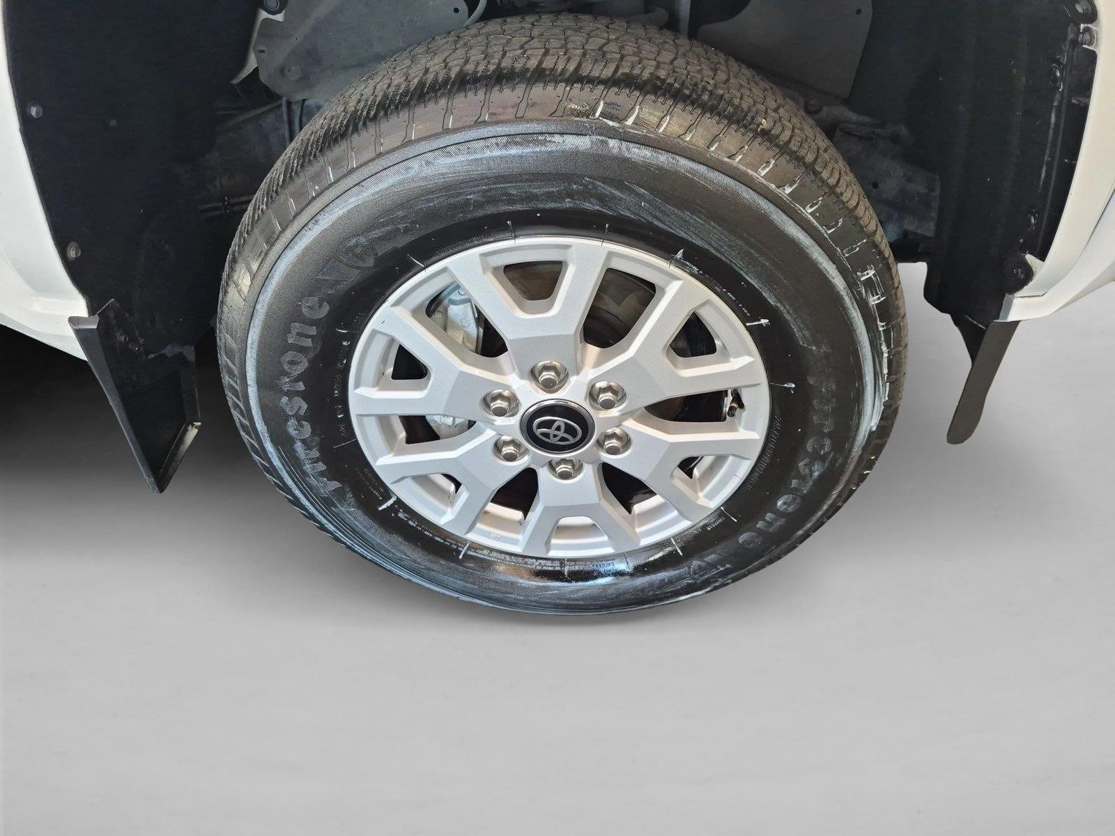 Used 2024 Ice Cap Toyota SR5 image 22