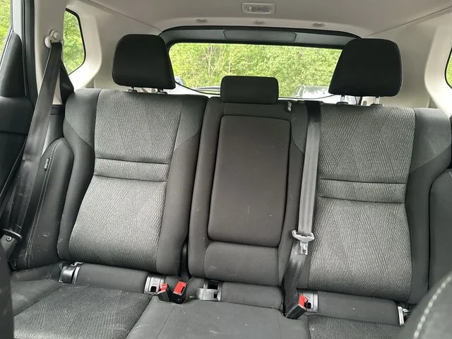 Used 2025 Silver Nissan SV image 27