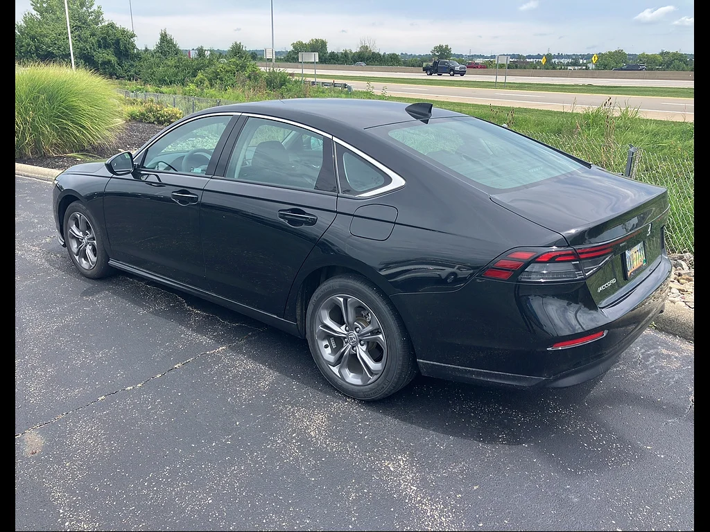 Certified Used 2024 Crystal Black Pearl Honda EX image 2