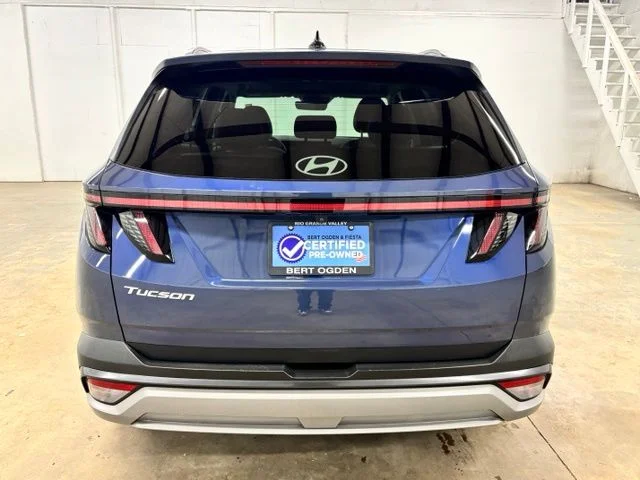 Used 2025 Blue Hyundai SEL Convenience image 6