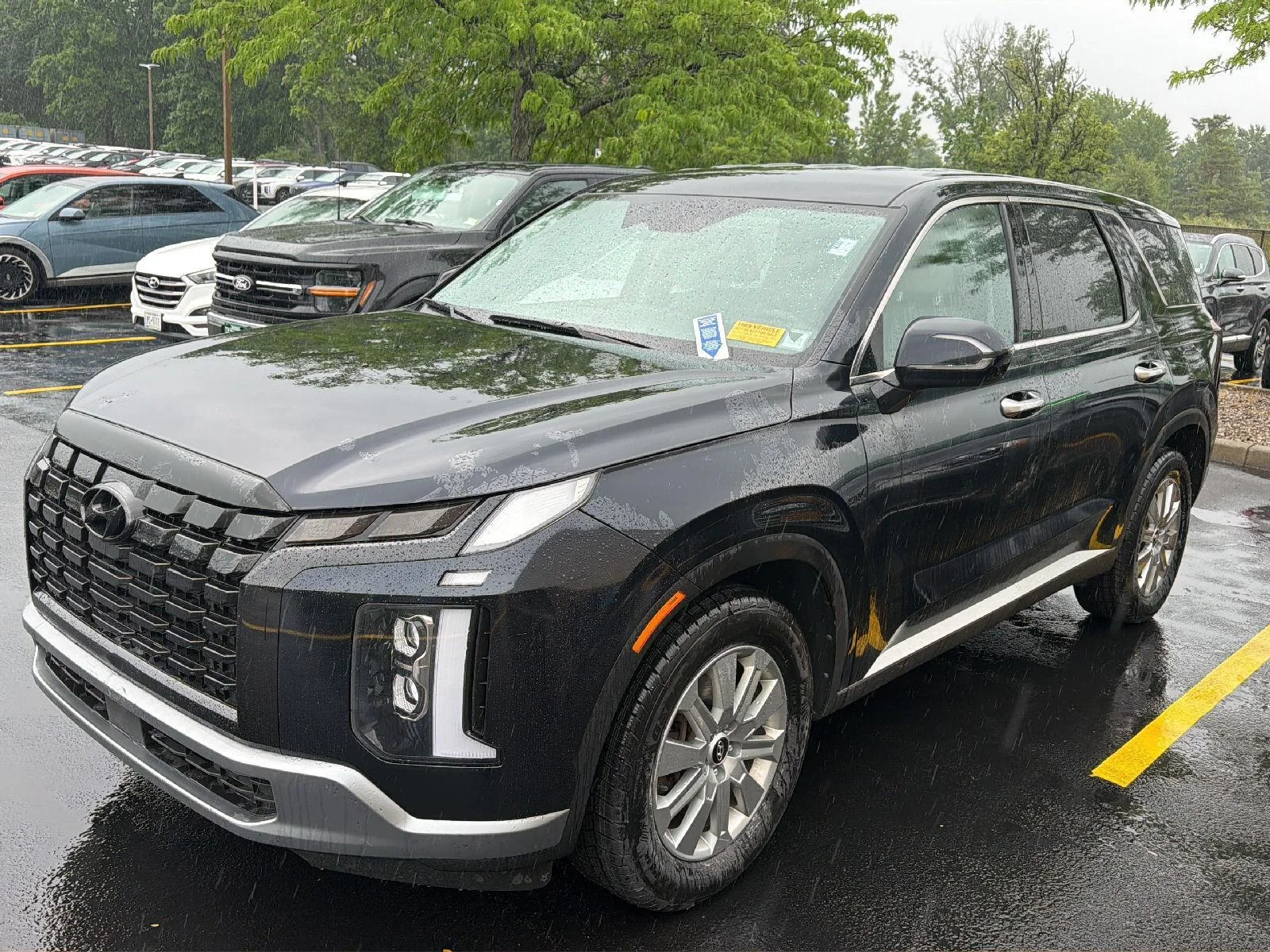 Used 2023 Moonlight Cloud Hyundai SE image 3