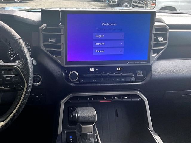 Used 2023  Toyota SR5 image 6