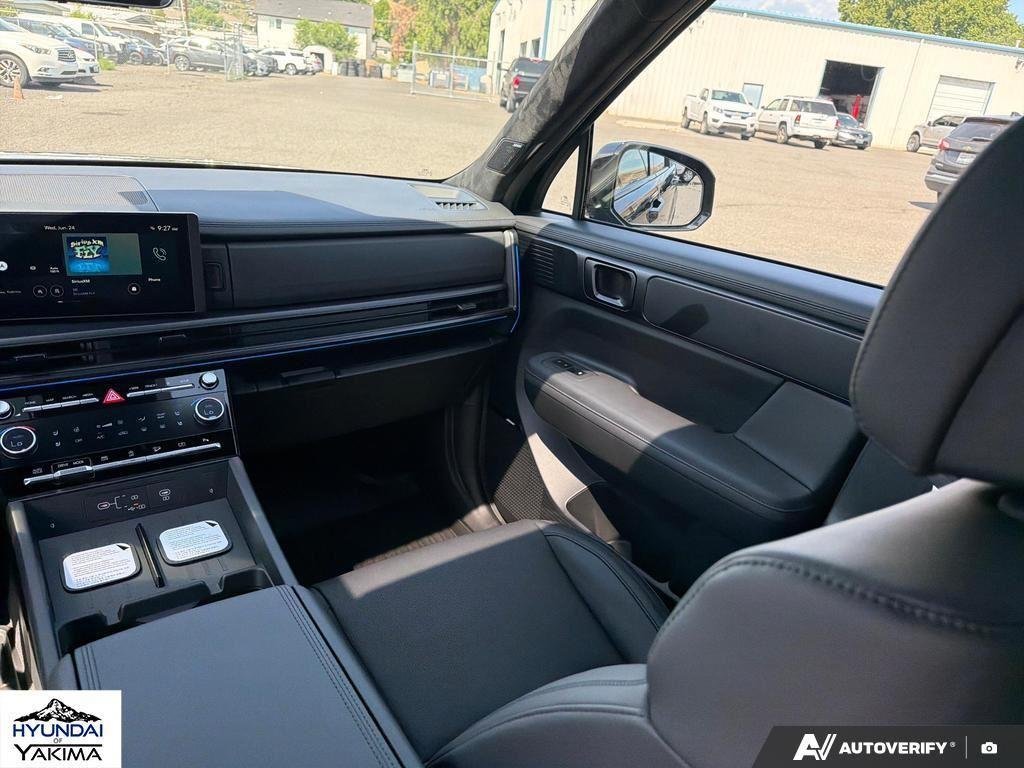 New 2026 Phantom Black Hyundai Calligraphy AWD image 25