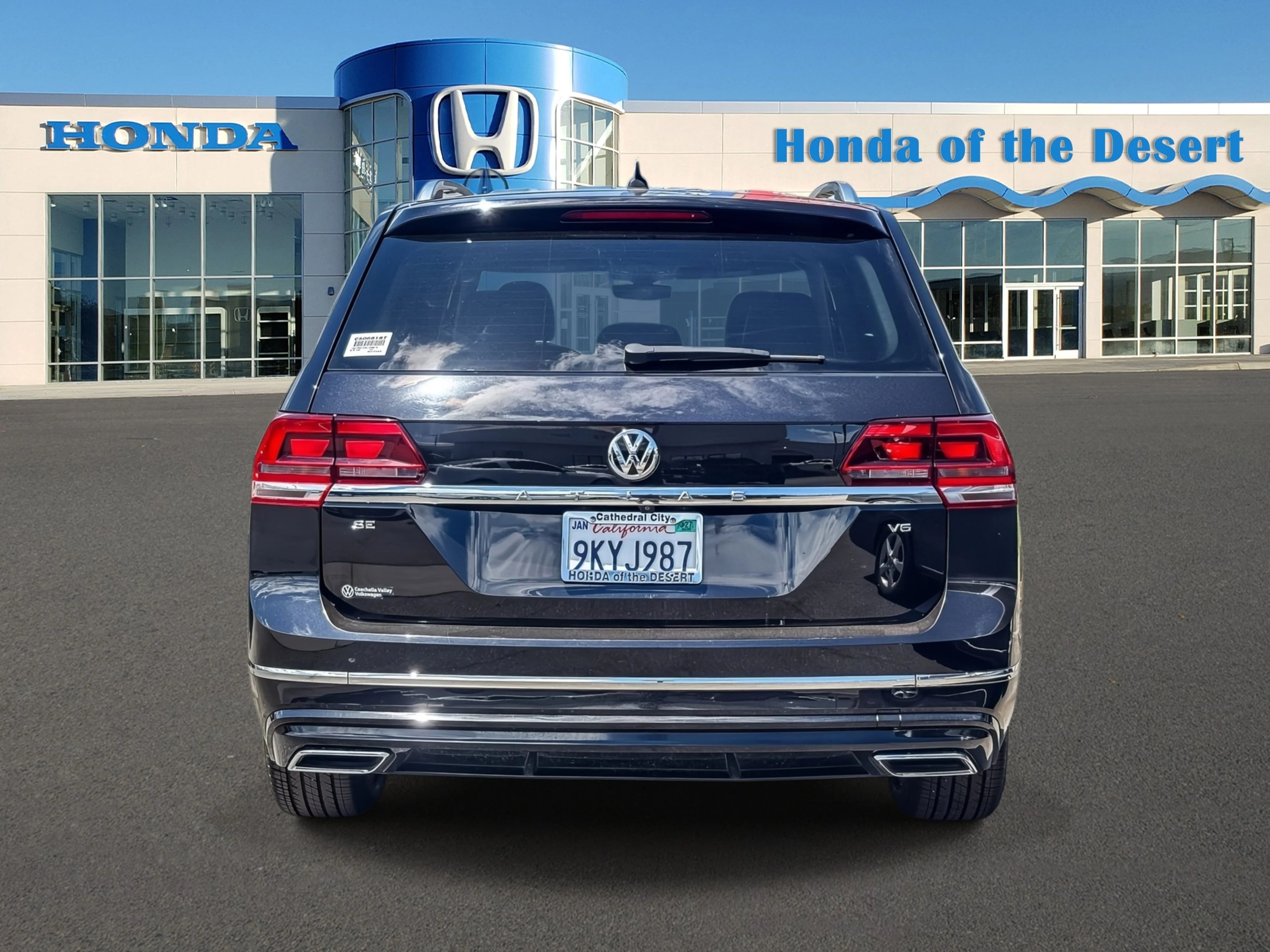 Used 2019 Pacific Blue Metallic Volkswagen 3.6L V6 SE image 5