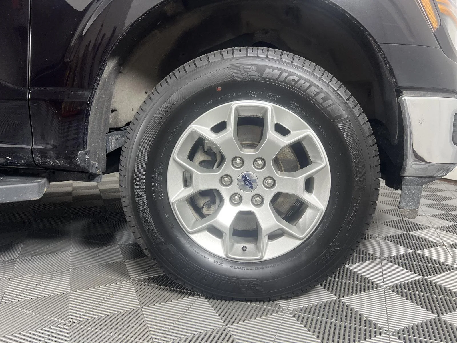 Used 2025 Agate Black Ford XLT image 12