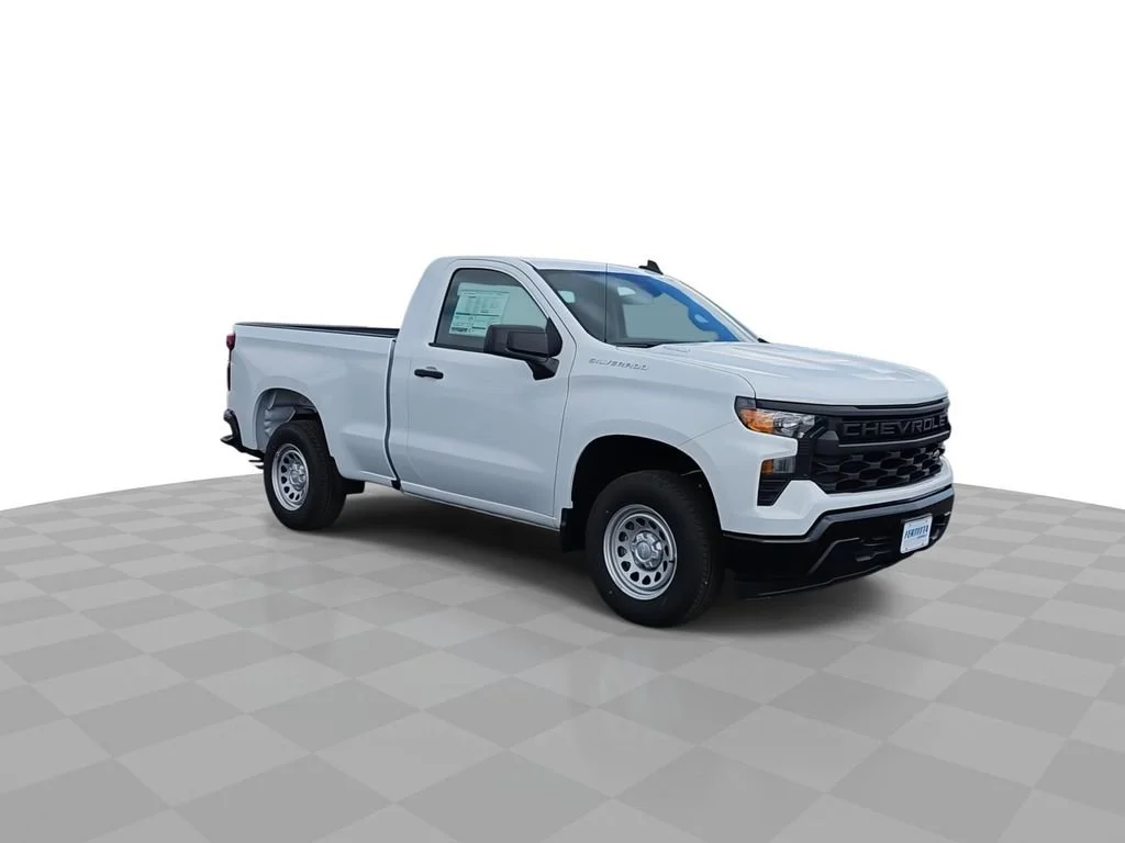 New 2026 Summit White Chevrolet WT image 2