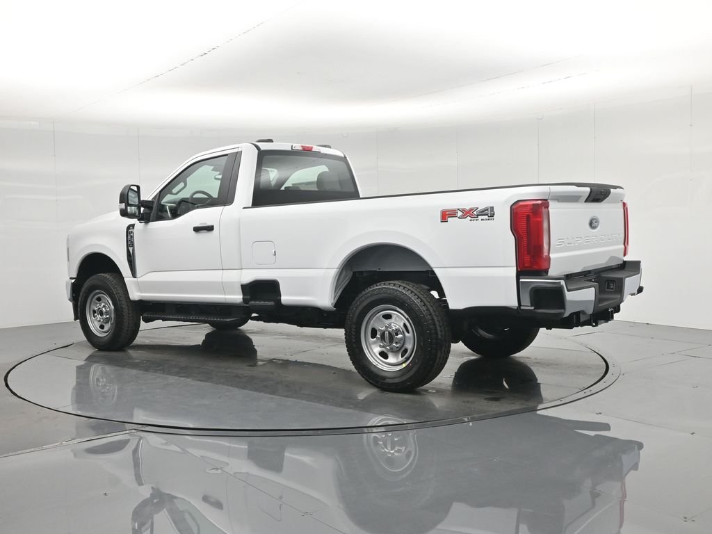 2026 Ford F-350 Super Duty XL - Photo 6