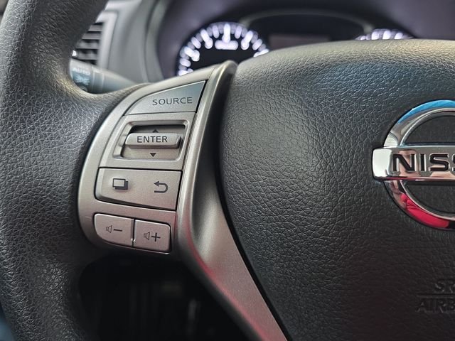 Used 2015 Blue Nissan 2.5 S image 16
