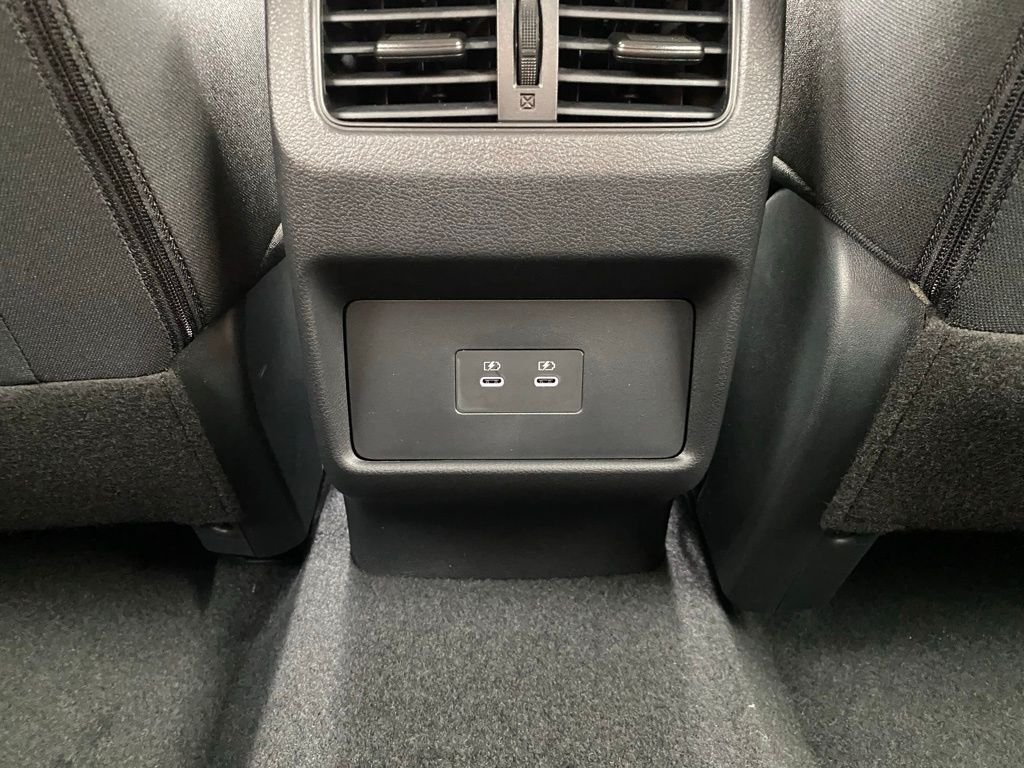 2026 Nissan Rogue SV - Photo 17