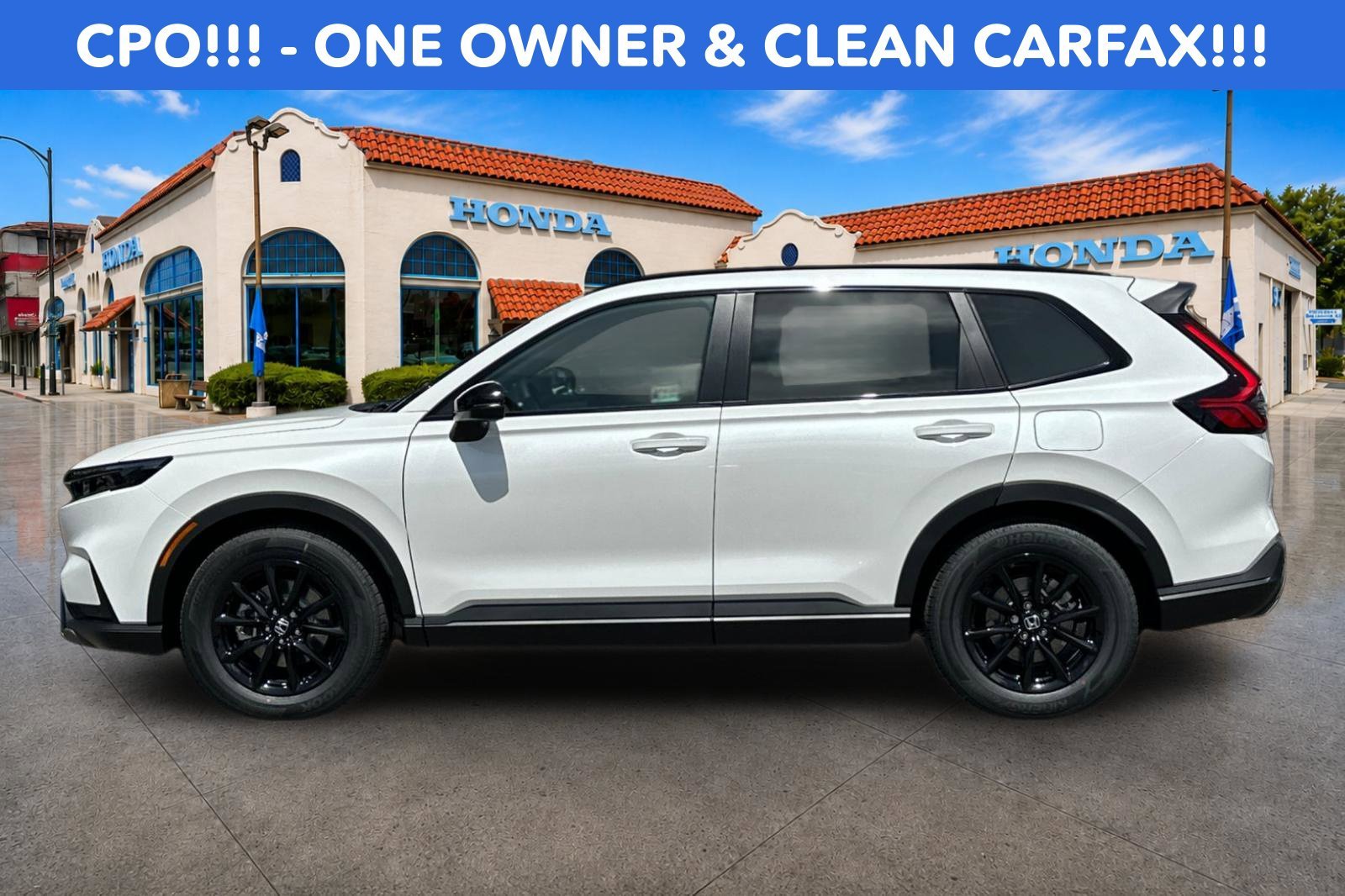 Certified Used 2026 Platinum White Pearl Honda Sport-L image 7