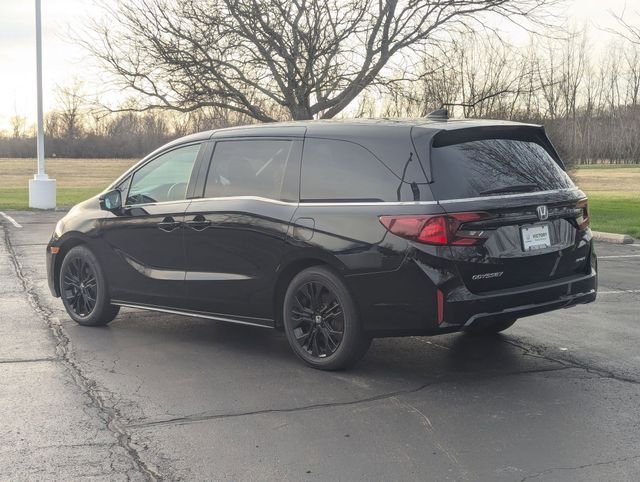Certified Used 2025 Crystal Black Pearl Honda Sport-L image 9
