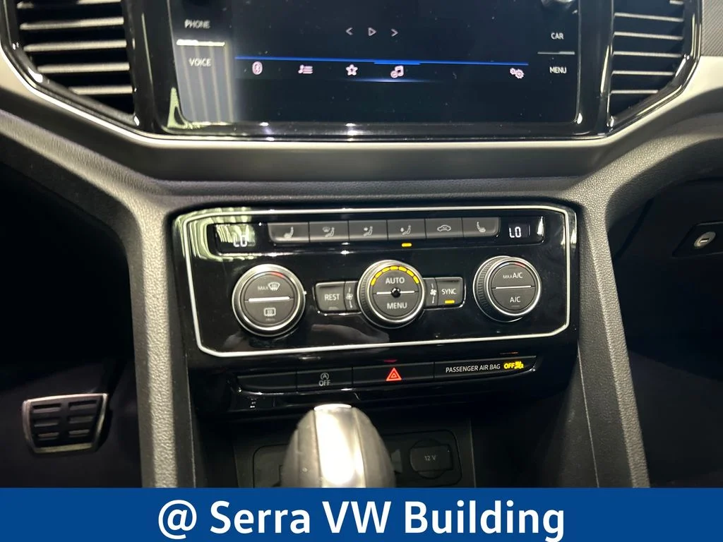 Used 2022  Volkswagen 3.6L V6 SEL R-Line image 21