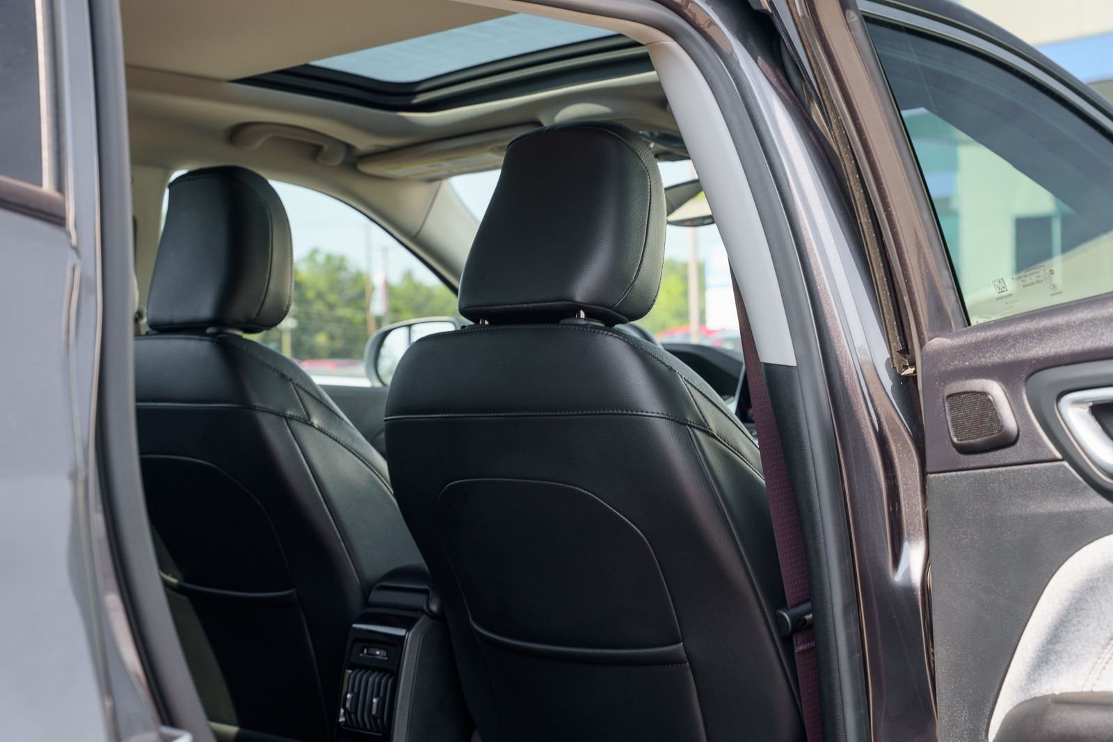 2022 Jeep Compass Latitude Lux - Photo 14