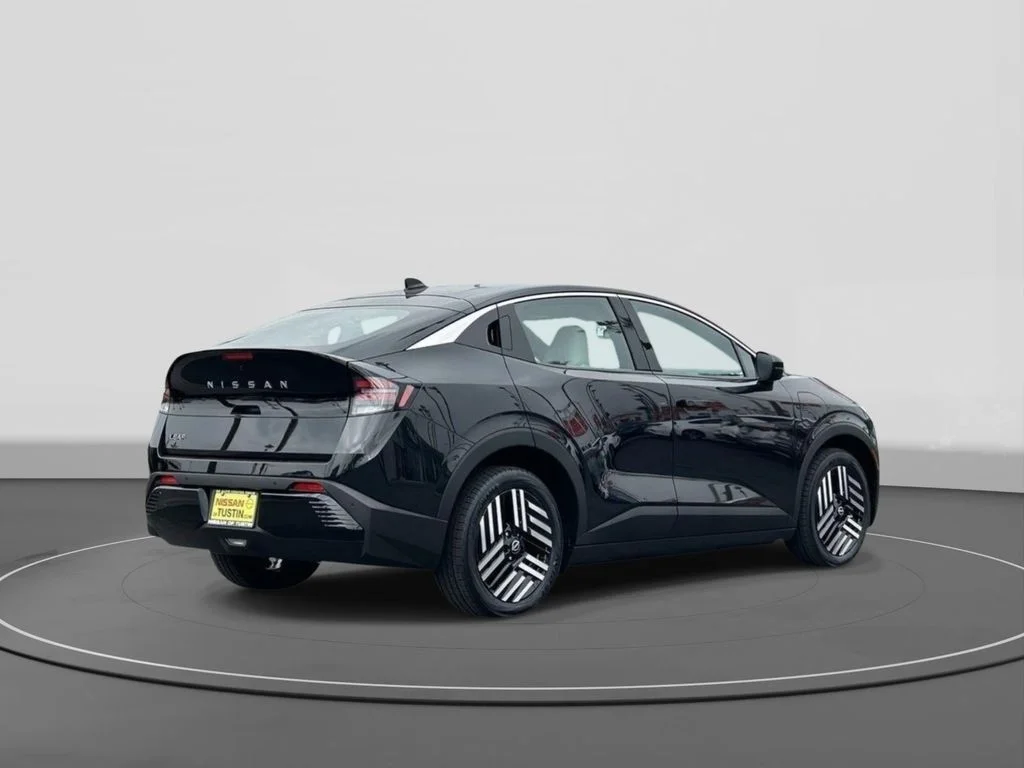 2026 Nissan LEAF SV+ - Photo 4