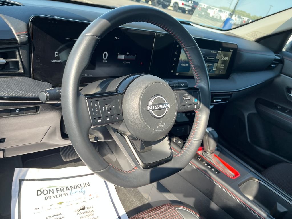 Used 2025 White Nissan SR image 14