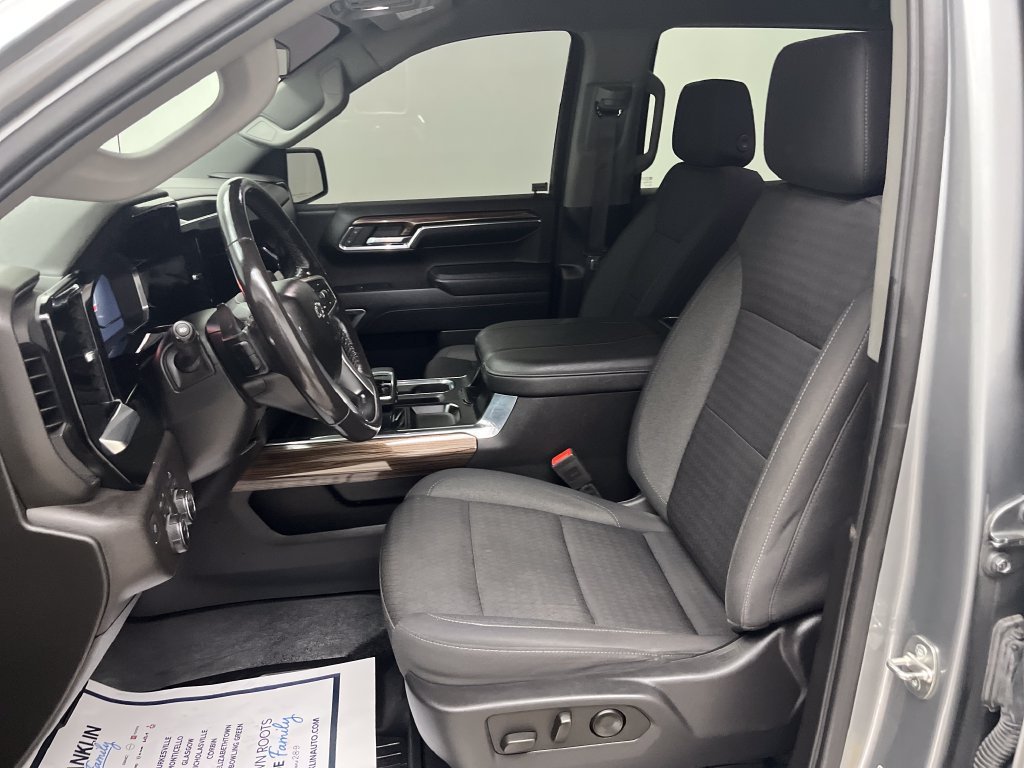 Used 2023 Gray Chevrolet RST image 13