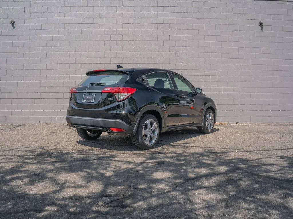 Used 2022 Black Honda LX image 7