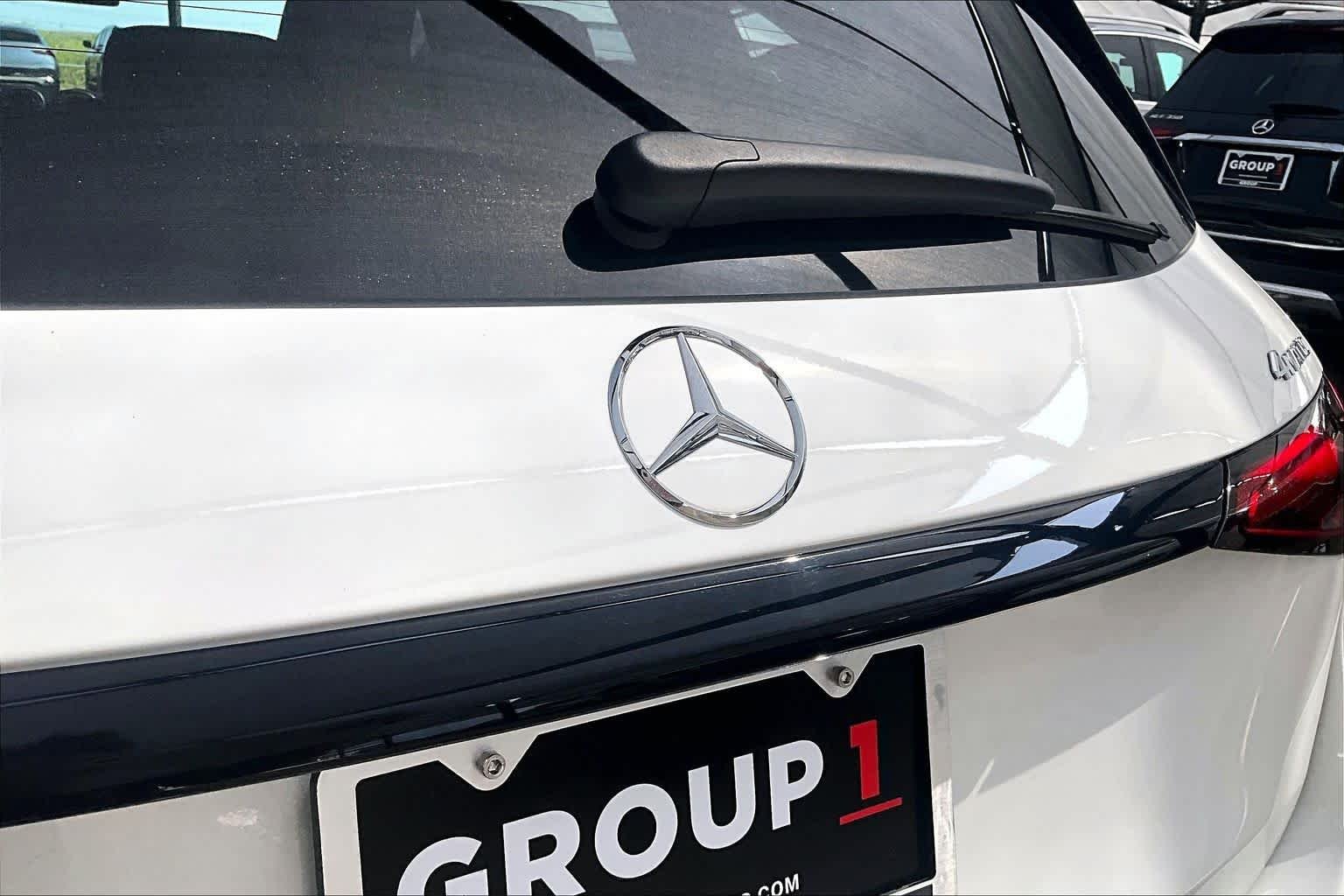 Used 2025 Polar White Mercedes-Benz GLC 350e image 10