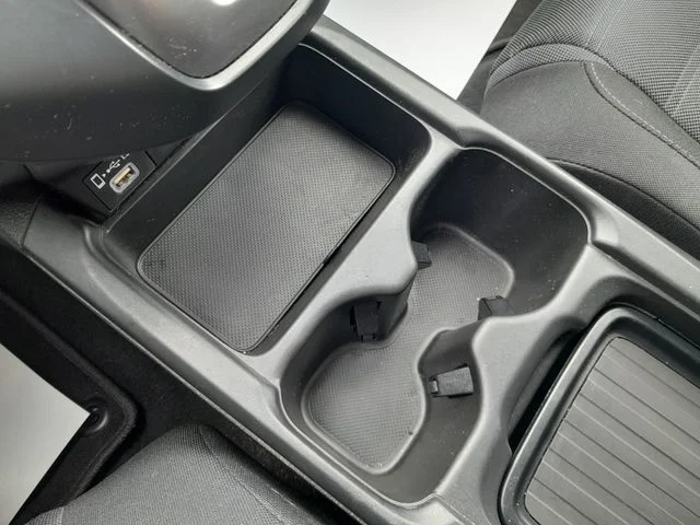 Used 2022 White Honda EX image 26