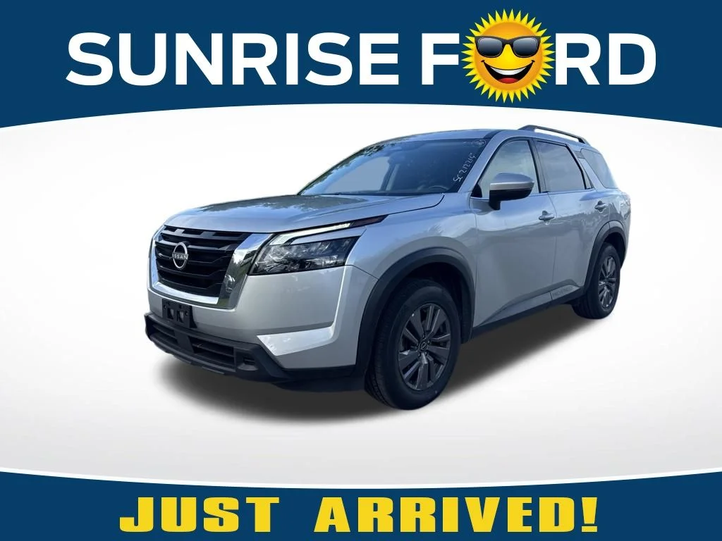 Used 2025 Brilliant Silver Metallic Nissan SV image 1