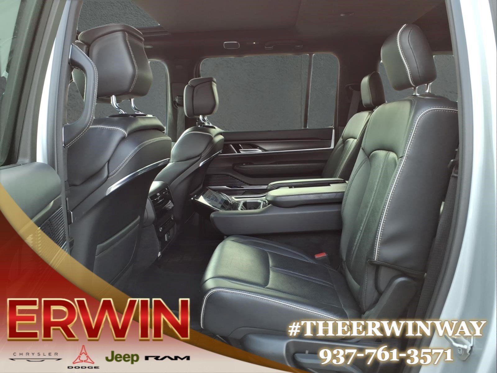 Used 2024 Silver Zynith Jeep Obsidian image 25