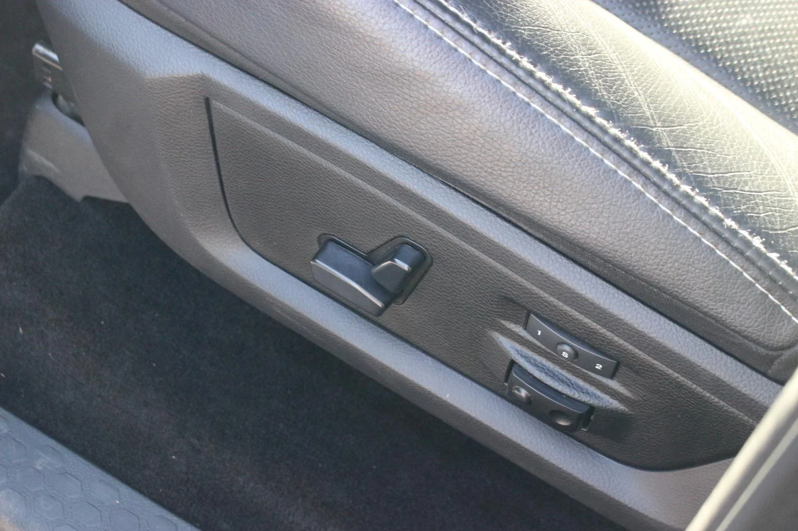 Used 2017 Black Ram Laramie image 18