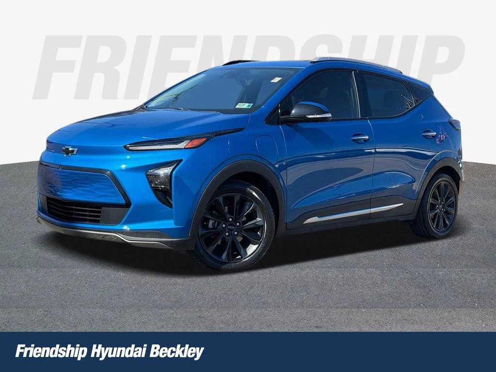 Used 2022 Blue Chevrolet Premier image 1