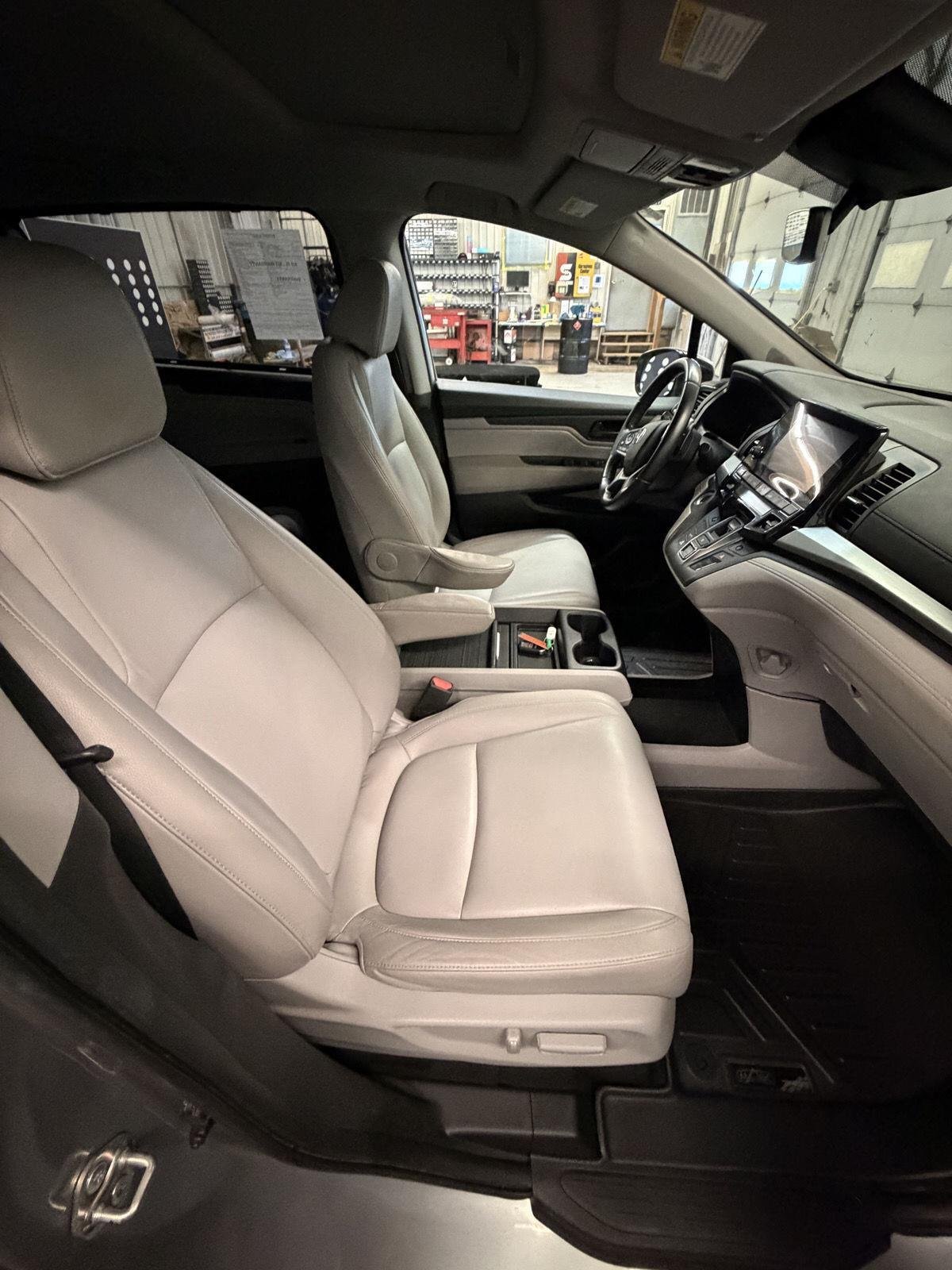 Used 2019  Honda EX-L image 20