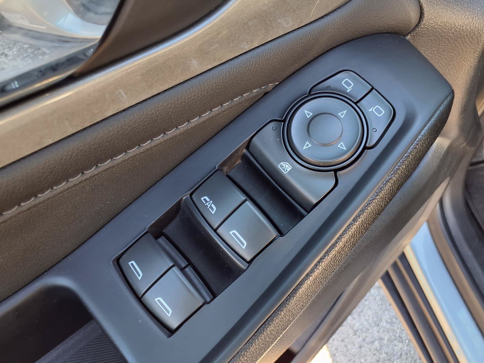 Used 2023 Sterling Gray Metallic Chevrolet LT Cloth image 13