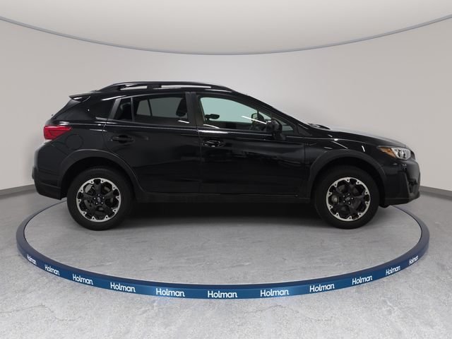 Used 2022 Crystal Black Silica Subaru Premium image 5