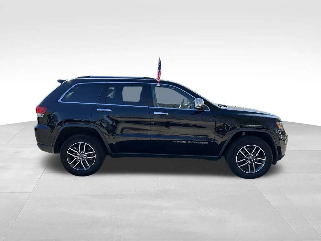 Used 2021 Black Jeep Limited image 4