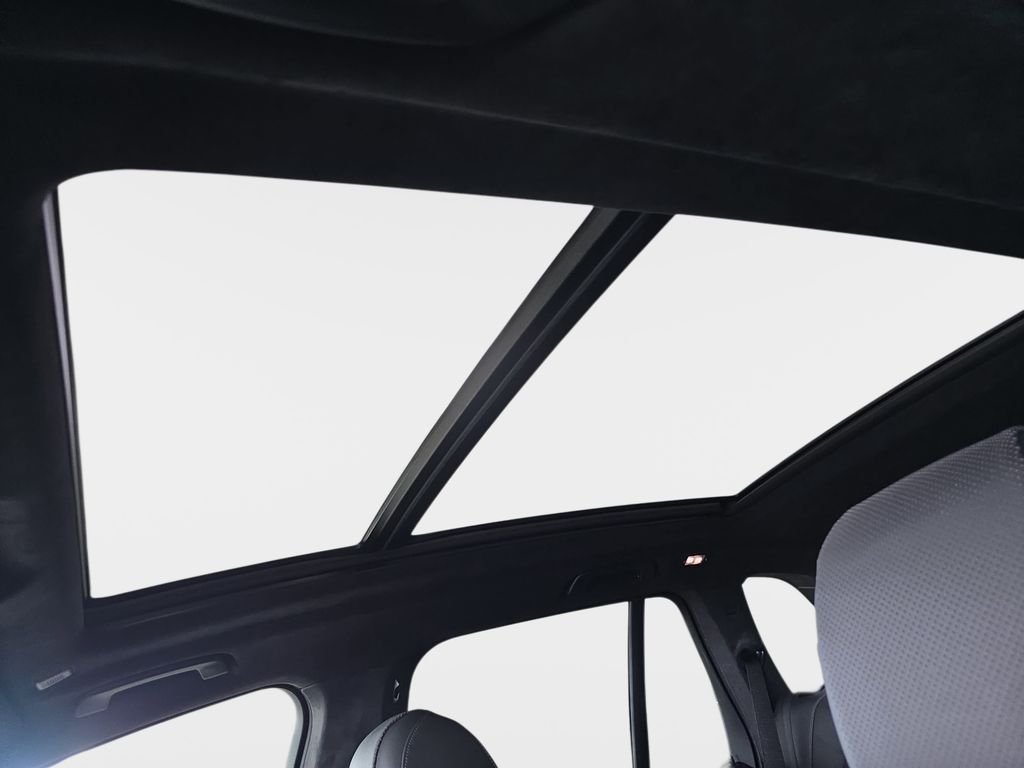 New 2026 Brooklyn Grey Metallic BMW sDrive40i image 18