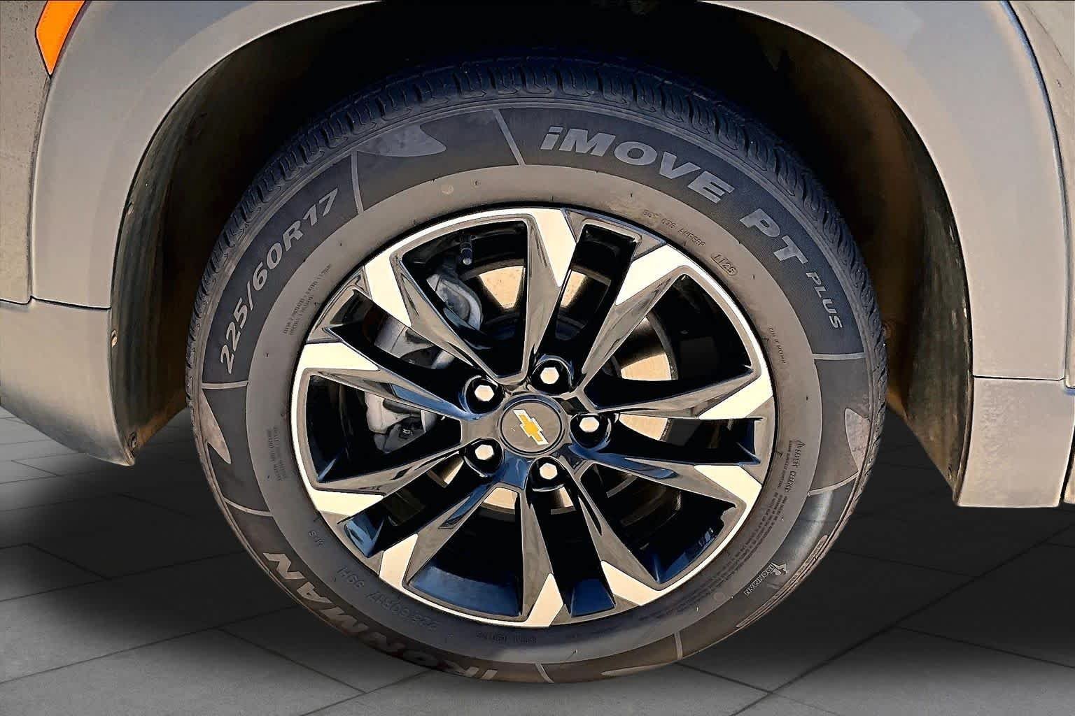 Used 2023 Mosaic Black Metallic Chevrolet LT image 10
