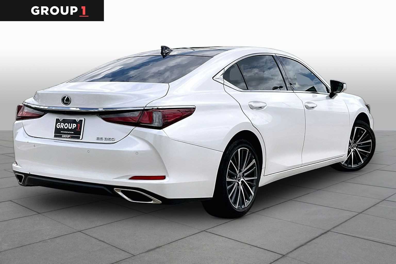 Used 2024 Eminent White Pearl Lexus  image 11