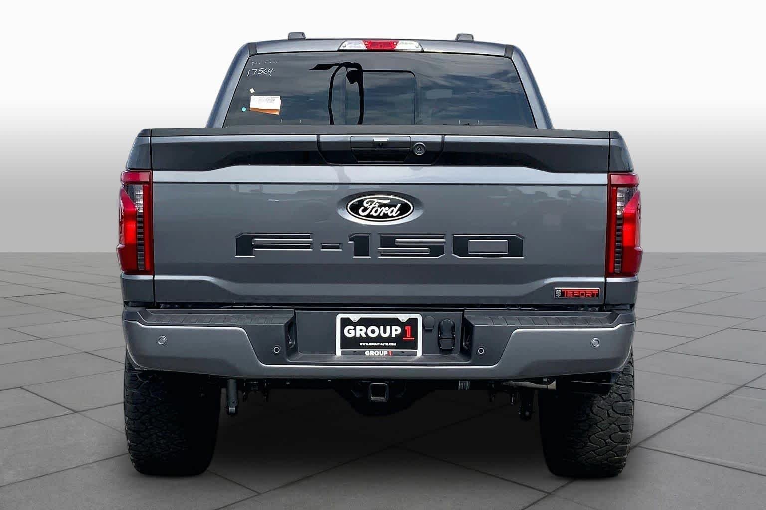 New 2026 Carbonized Gray Metallic Ford XLT image 4