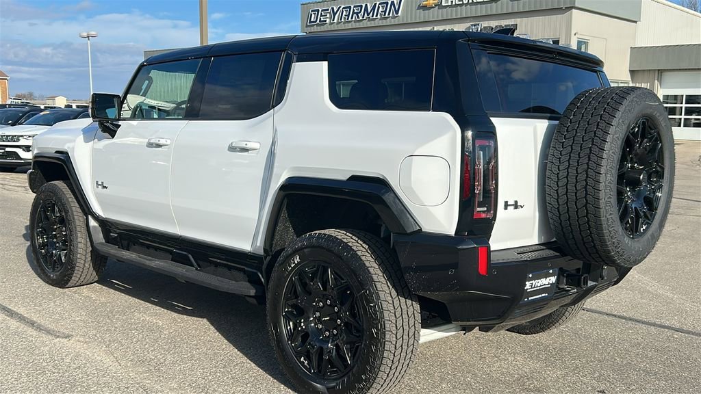 New 2025 Interstellar White GMC 2X image 5