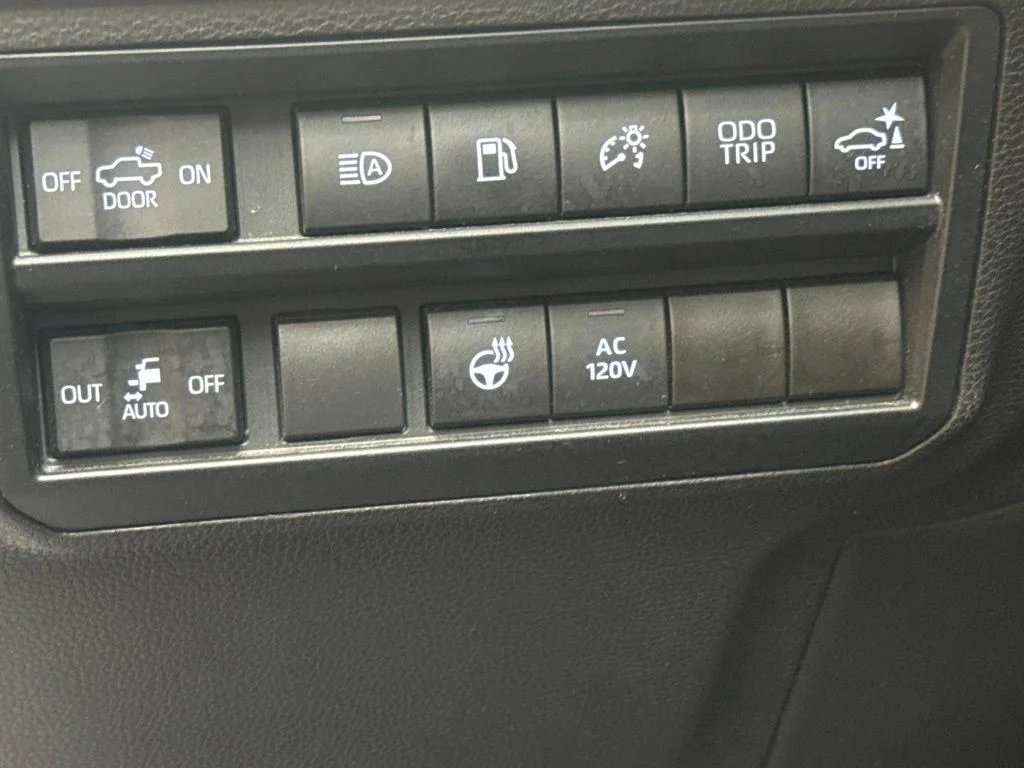 Used 2023 Wind Chill Pearl Toyota Capstone image 23