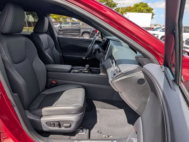 Used 2025 Red Lexus 350 image 19