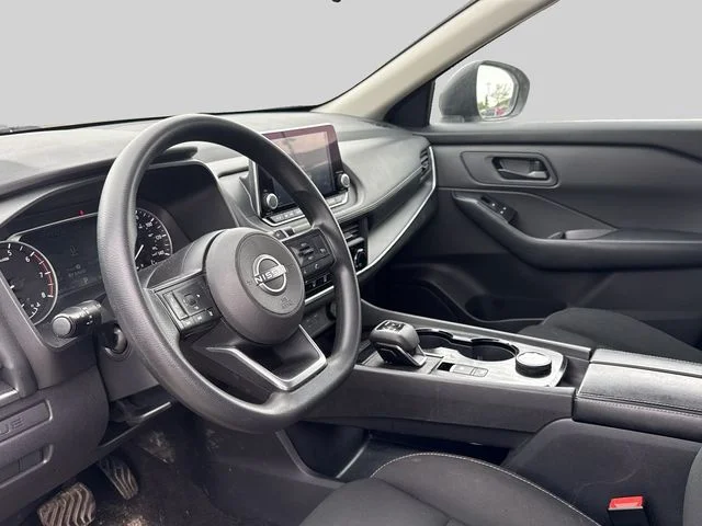 Used 2024 White Nissan S image 6