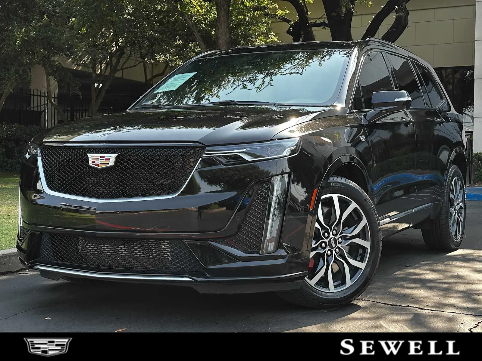 2025 Cadillac XT6