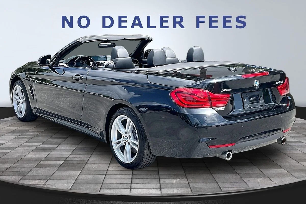 Used 2019 Black BMW xDrive image 4