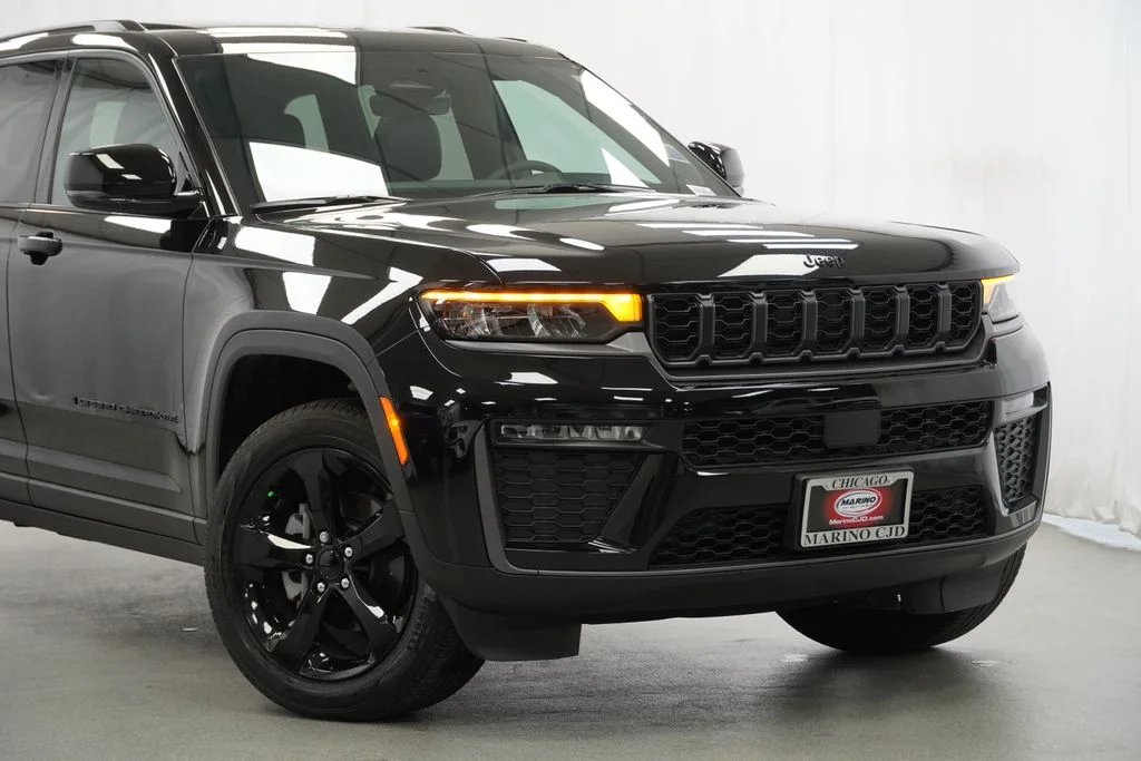 Used 2026 Black Jeep Limited image 3