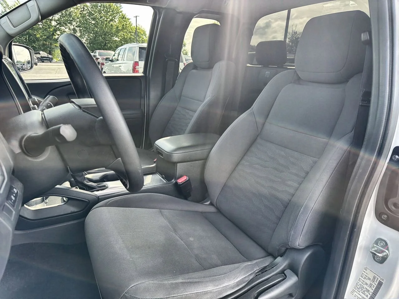 Used 2022 White Nissan King Cab S 4x2 image 16