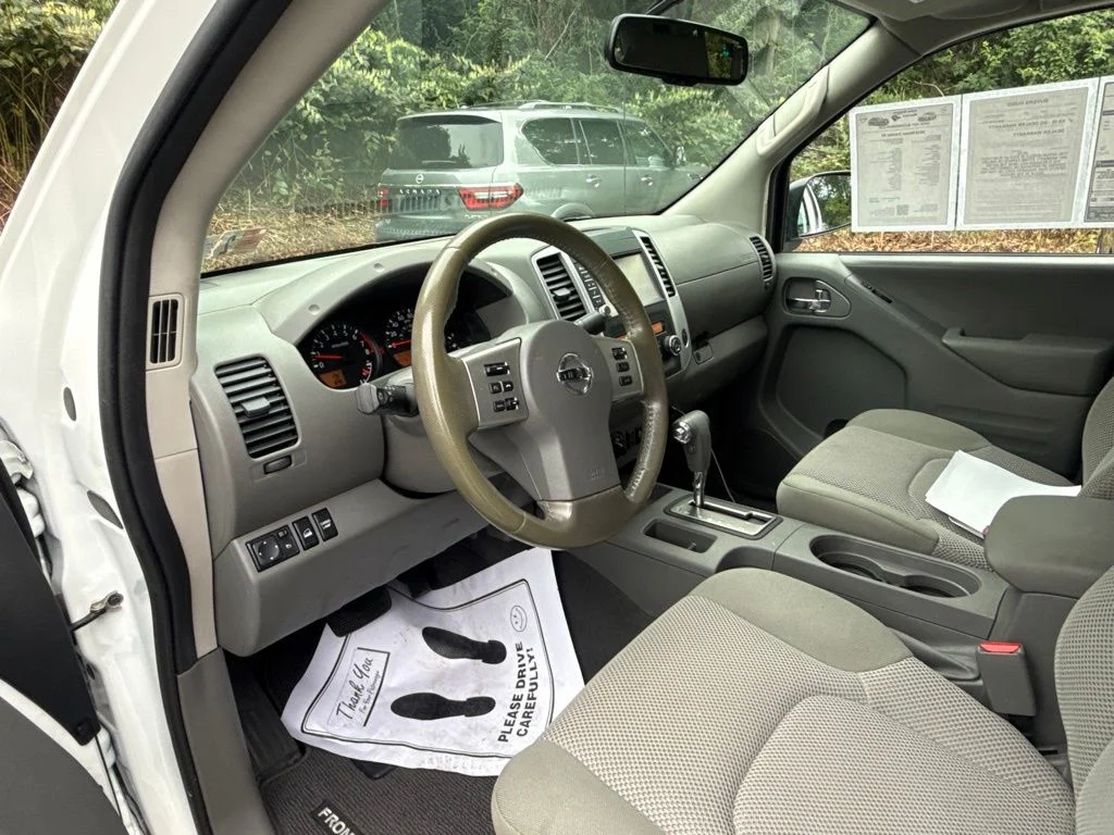 Used 2019 White Nissan SV image 12