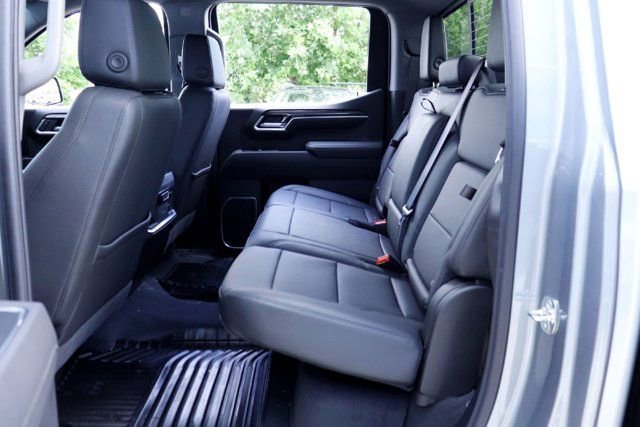2026 Chevrolet Silverado 1500 LTZ - Photo 18