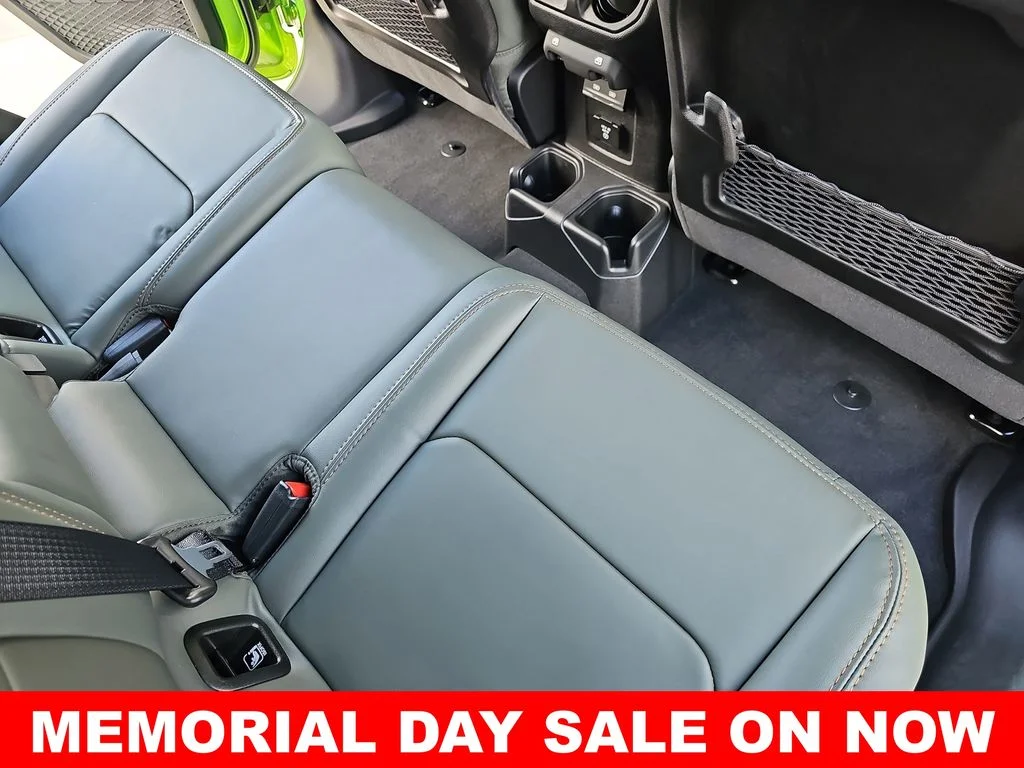 2025 Jeep Gladiator Mojave - Photo 11