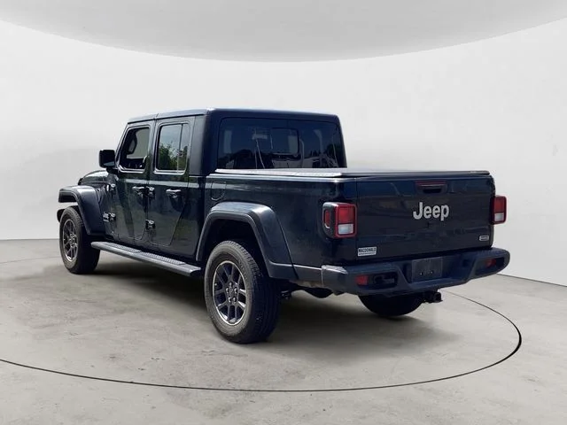 Certified Used 2023 Black Clearcoat Jeep Overland image 3