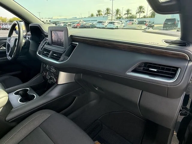 Used 2022 Black Chevrolet LS image 20